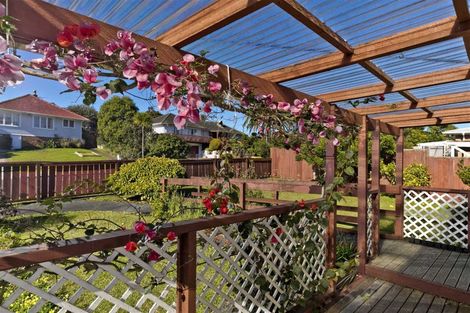 Photo of property in 61 Wilsher Crescent, Henderson, Auckland, 0612