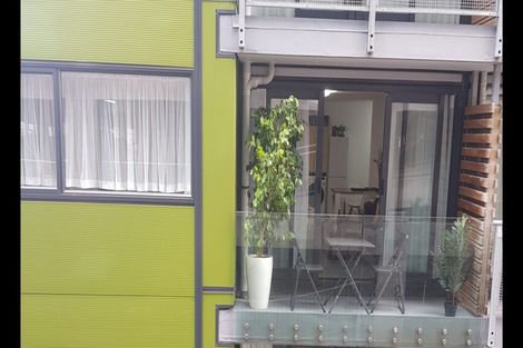 Photo of property in Dual Apartments, 108/142 Vivian Street, Te Aro, Wellington, 6011