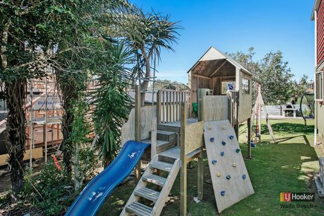 Photo of property in 53 Ocean View Road, Waihi Beach, 3611