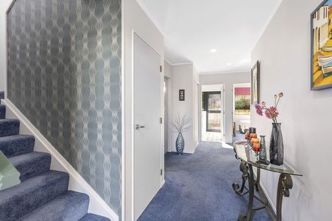 Photo of property in 9 Kilkelly Close, Tawa, Wellington, 5028