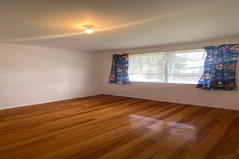 Photo of property in 115 View Road, Sunnyvale, Auckland, 0612