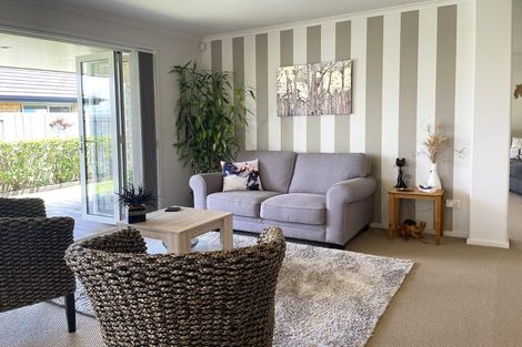 Photo of property in 36 Plover Street, One Tree Point, 0118