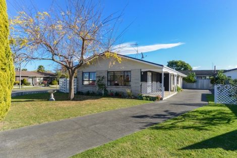 Photo of property in 2 Neagle Place, Greenmeadows, Napier, 4112