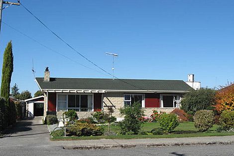 Photo of property in 35 Harris Street, Waimate, 7924
