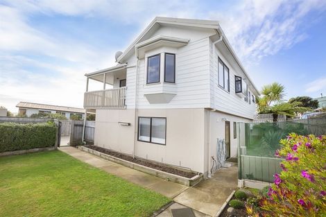 Photo of property in 35 Doncaster Terrace, Ascot Park, Porirua, 5024