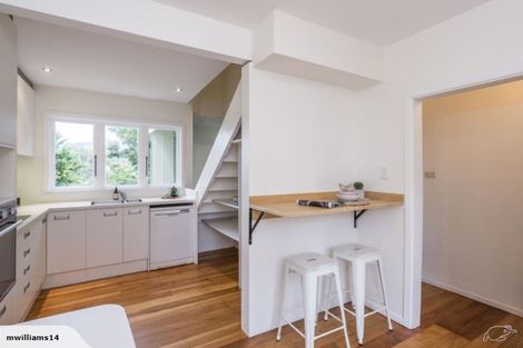 Photo of property in 51 Renown Road, Raumati South, Paraparaumu, 5032