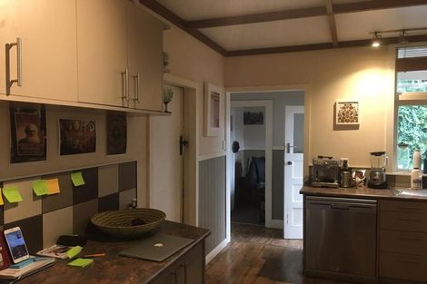 Photo of property in 46 Alice Street, Riverhead, 0820