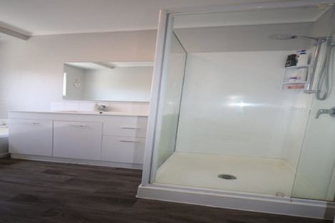 Photo of property in 54 Meadowland Street, Matua, Tauranga, 3110