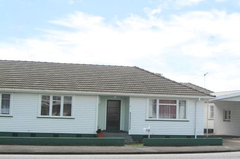 Photo of property in 2/286 Saint Aubyn Street, New Plymouth, 4310