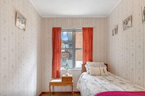 Photo of property in 80 Sutherland Road, Brookfield, Tauranga, 3110