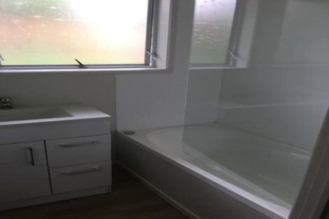 Photo of property in 1/10a View Road, Papakura, 2110