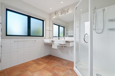 Photo of property in 265 Trig Road, Whitford, Howick, 2571