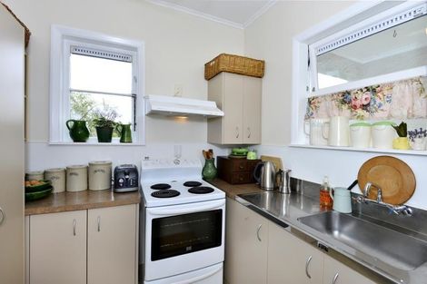 Photo of property in 57 Old Lake Road, Narrow Neck, Auckland, 0624