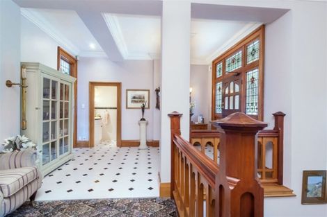 Photo of property in 85 Dyers Pass Road, Cashmere, Christchurch, 8022