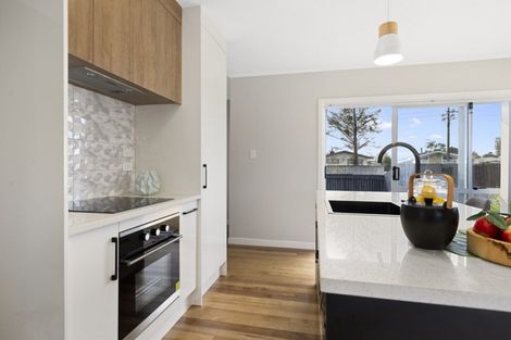 Photo of property in 604b Te Atatu Road, Te Atatu Peninsula, Auckland, 0610