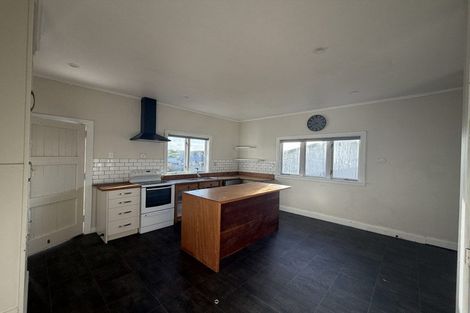 Photo of property in 14 Sain Crescent, Morrinsville, 3300