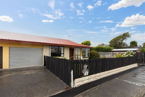 Photo of property in 2/4 Convoy Street, New Brighton, Christchurch, 8083