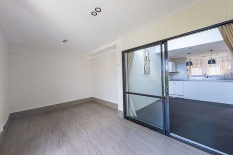 Photo of property in 29k Springs Road, Parakai, 0830