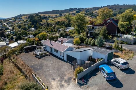 Photo of property in 21 Castle Street, Waihola, Milton, 9073