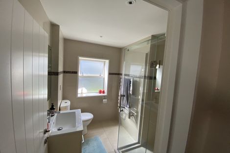 Photo of property in 10 Saltaire Street, Avondale, Auckland, 1026