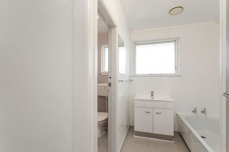 Photo of property in 452a Bower Avenue, Parklands, Christchurch, 8083