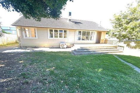 Photo of property in 8 Huxley Place, Glen Innes, Auckland, 1072
