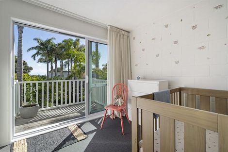 Photo of property in 4/72 Kitchener Road, Milford, Auckland, 0620