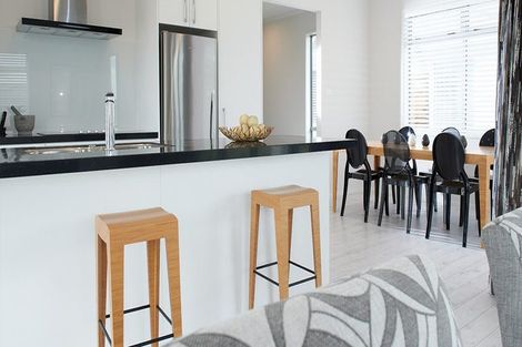 Photo of property in 30 Rishworth Avenue, Stanmore Bay, Whangaparaoa, 0932