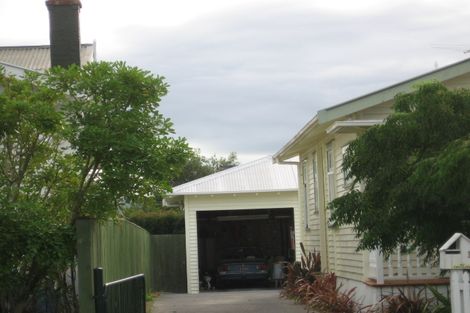 Photo of property in 16 Rhodes Avenue, Mount Albert, Auckland, 1025