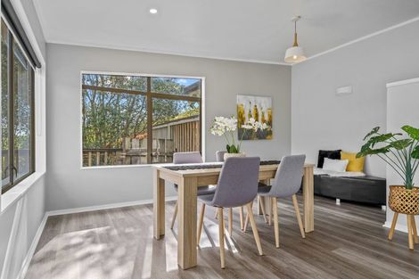 Photo of property in 55 Tram Valley Road, Swanson, Auckland, 0614