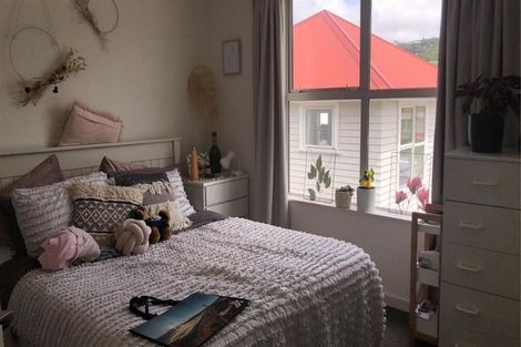 Photo of property in 4/21 Luxford Street, Berhampore, Wellington, 6023