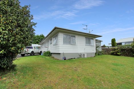 Photo of property in 9 Augustus Earle Place, Pukehangi, Rotorua, 3015