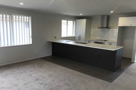 Photo of property in 15 Perla Road, Pukekohe, 2120