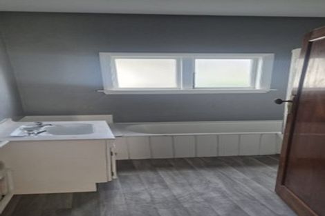 Photo of property in 111 Bower Avenue, New Brighton, Christchurch, 8083