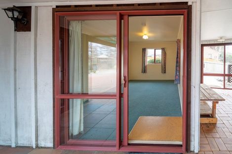 Photo of property in 2 Waenga Drive, Cromwell, 9310