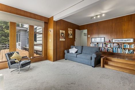 Photo of property in 212a Whites Line East, Waiwhetu, Lower Hutt, 5010