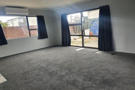 Photo of property in 2/6 Woodside Road, Manurewa, Auckland, 2102