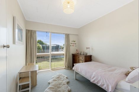 Photo of property in 7 Skerrett Crescent, Tamatea, Napier, 4112
