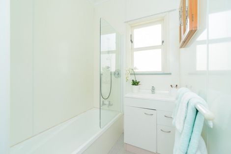 Photo of property in 97 Savage Crescent, West End, Palmerston North, 4412