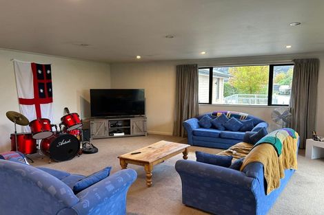 Photo of property in 6 Ash Avenue, Albert Town, Wanaka, 9305