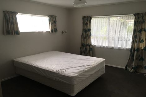 Photo of property in 1/20 Halldene Terrace, Red Beach, 0932