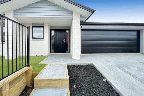 Photo of property in 28 Maanihi Drive, Rototuna North, Hamilton, 3210