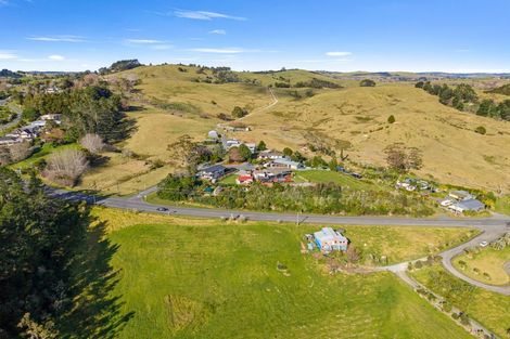 Photo of property in 1972 Paparoa Valley Road, Paparoa, 0571