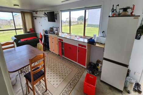 Photo of property in 1 Point Road, Mokau, 4376