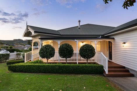 Photo of property in 7 George Street, Riverhead, 0820