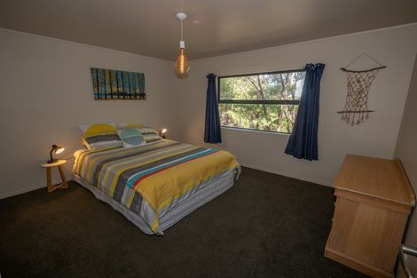 Photo of property in 97 Stratford Drive, Cable Bay, 0420