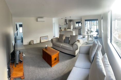 Photo of property in 10 Waddell Street, Lake Hawea, 9382