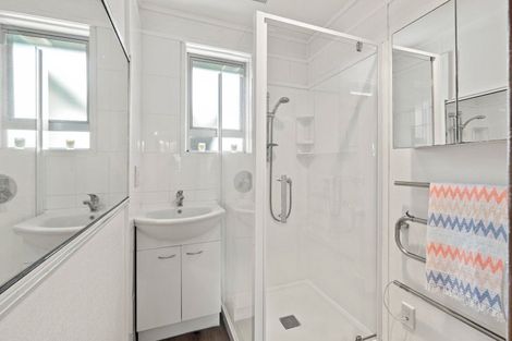 Photo of property in 1/5 Timandra Street, Welbourn, New Plymouth, 4312