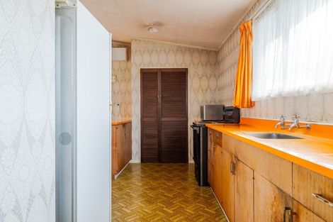 Photo of property in 21 John F Kennedy Drive, Milson, Palmerston North, 4414