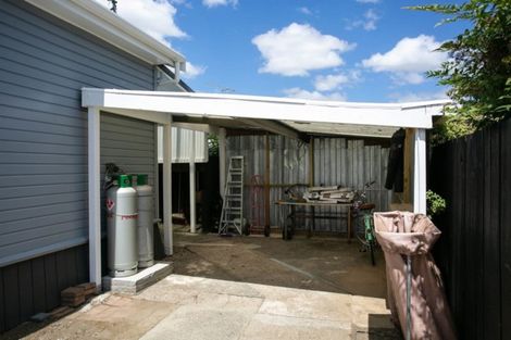 Photo of property in 165 Robinson Street, Cambridge, 3434